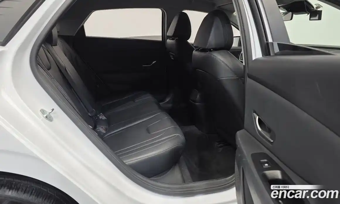 Hyundai Avante 2021 1.6 Автомат в Москве № 1008754, фото 12