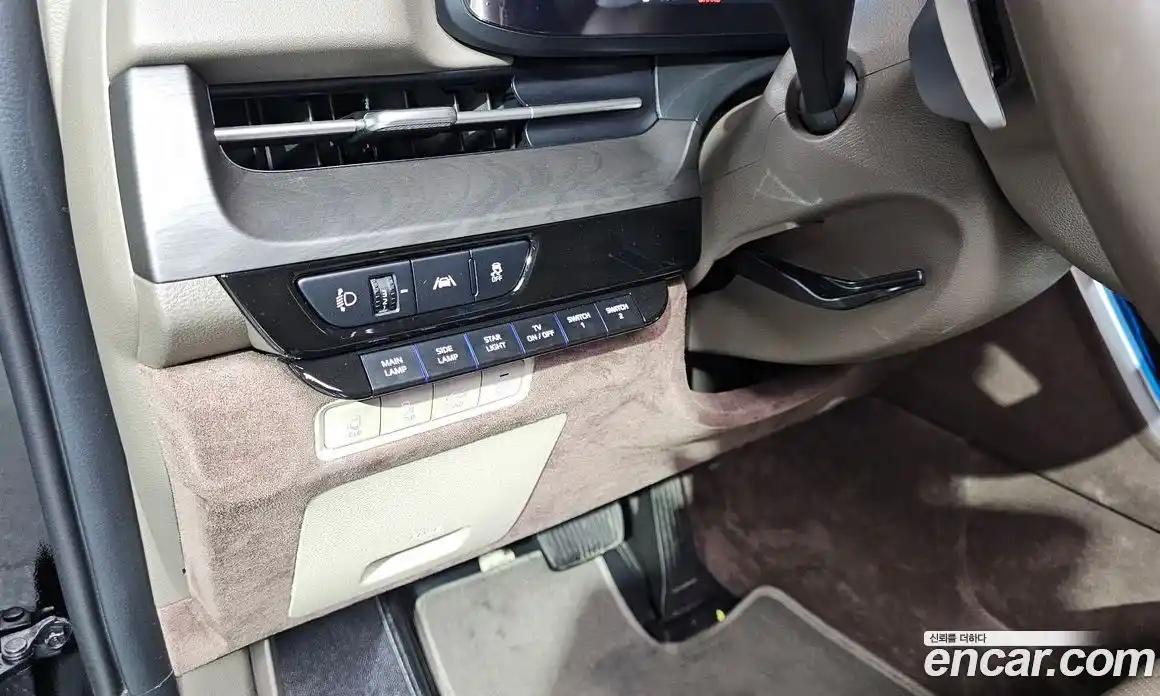 Kia Canival 2022 3.5 Автомат в Москве № 1009685, фото 13