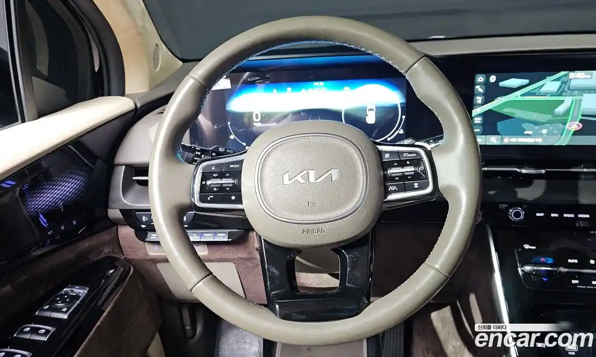 Kia Canival 2022 3.5 Автомат в Москве № 1009685, фото 14