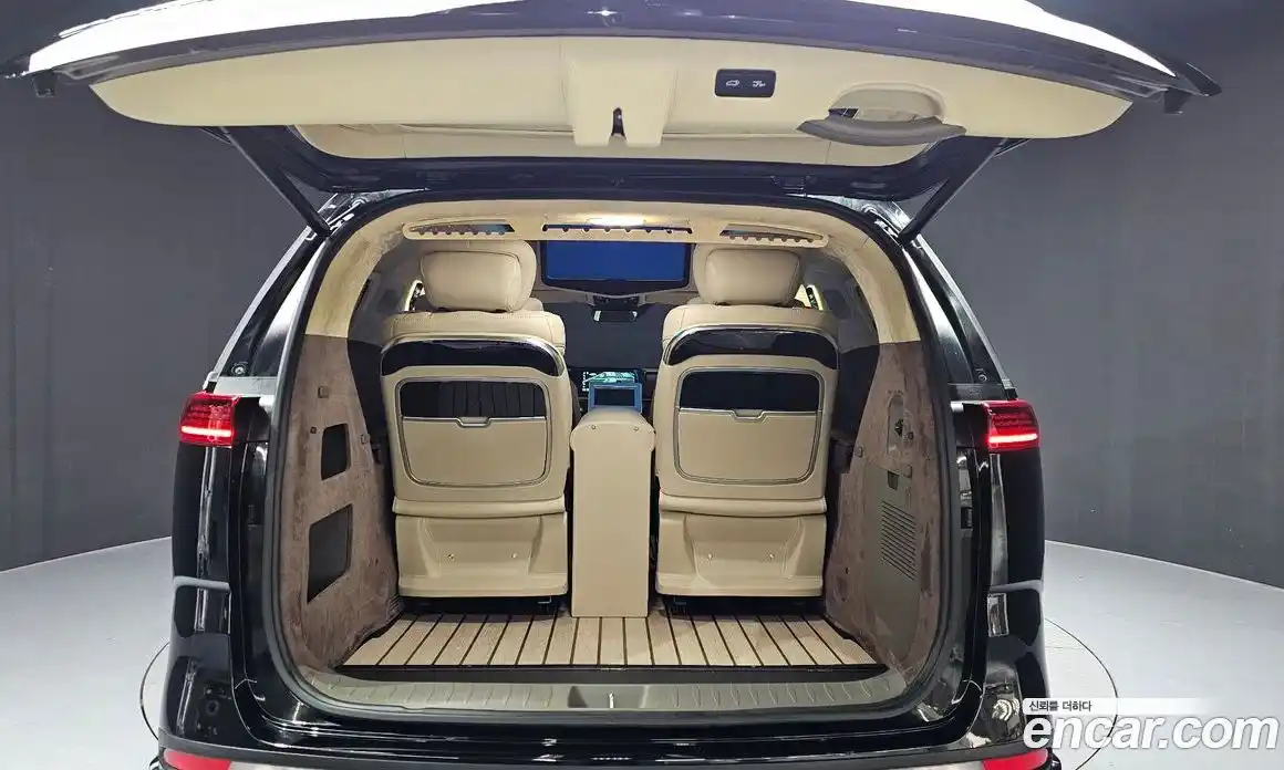 Kia Canival 2022 3.5 Автомат в Москве № 1009685, фото 20