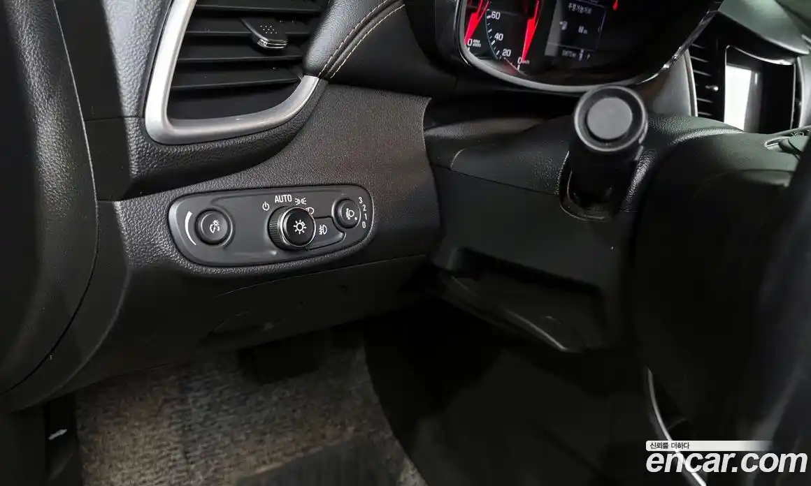 Chevrolet Trax 2019 1.4 Автомат в Москве № 1011893, фото 17