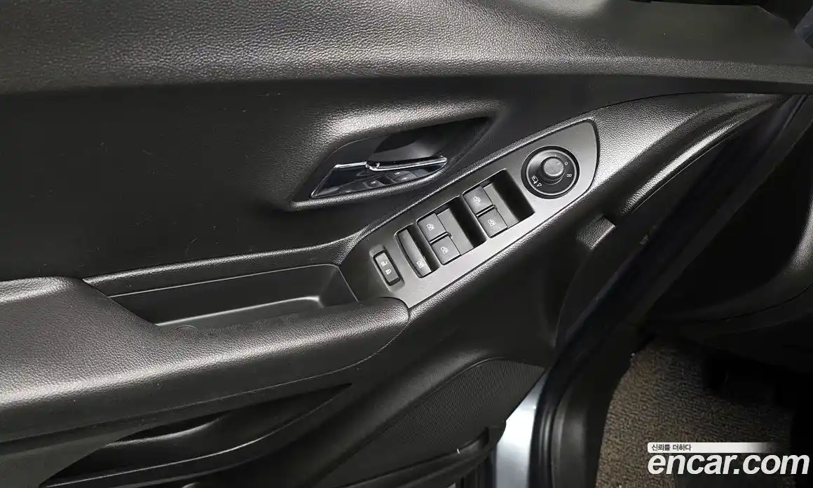 Chevrolet Trax 2019 1.4 Автомат в Москве № 1011893, фото 18