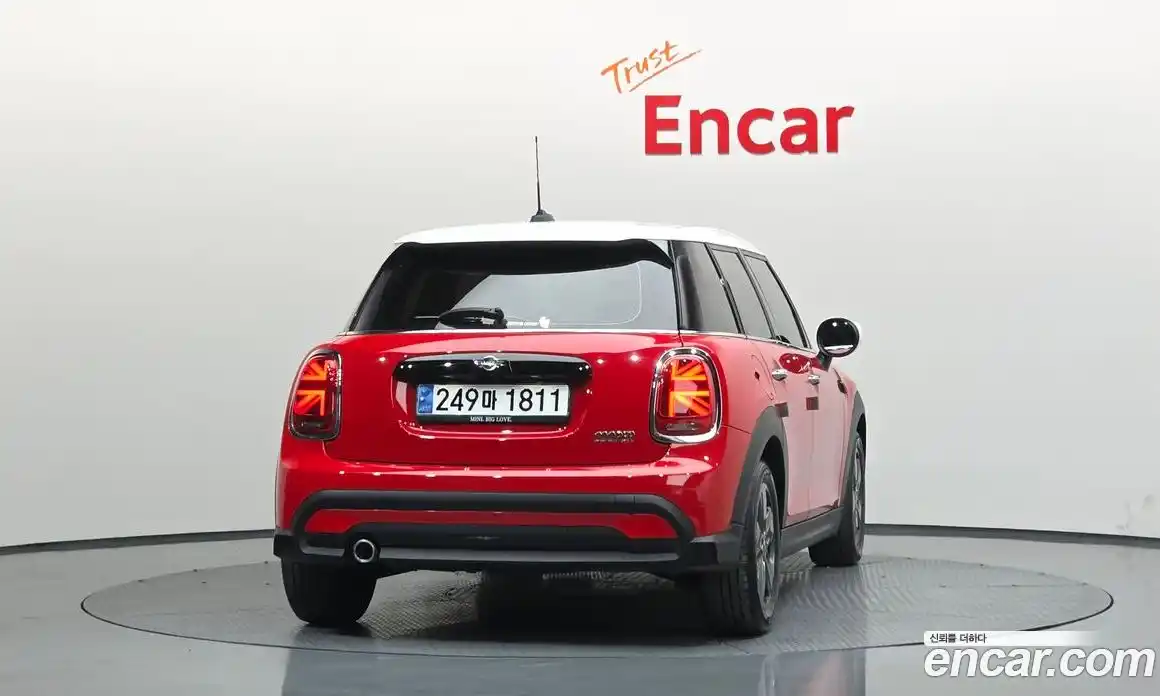 Mini Cooper 2023 1.5 гидро в Москве № 1013719, фото 4