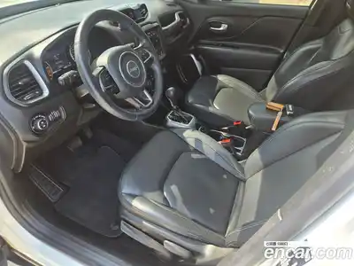 Jeep Renegade 2020 1.6 гидро в Москве № 1015082, миниатюра 10