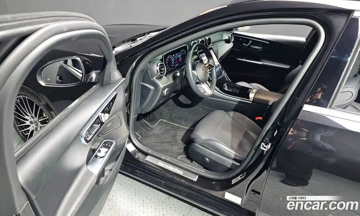 Mercedes-Benz C-Class 2024 2.0 гидро в Москве № 138730, фото 10