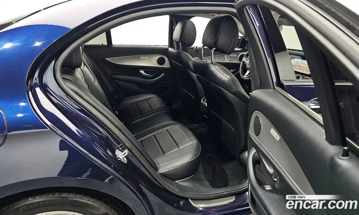 Mercedes-Benz E-Class 2018 2.0 гидро в Москве № 143187, фото 11