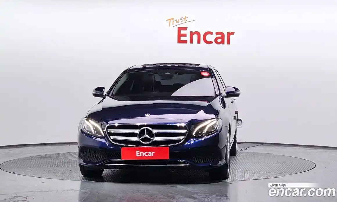 Mercedes-Benz E-Class 2018 2.0 гидро в Москве № 143187, фото 3