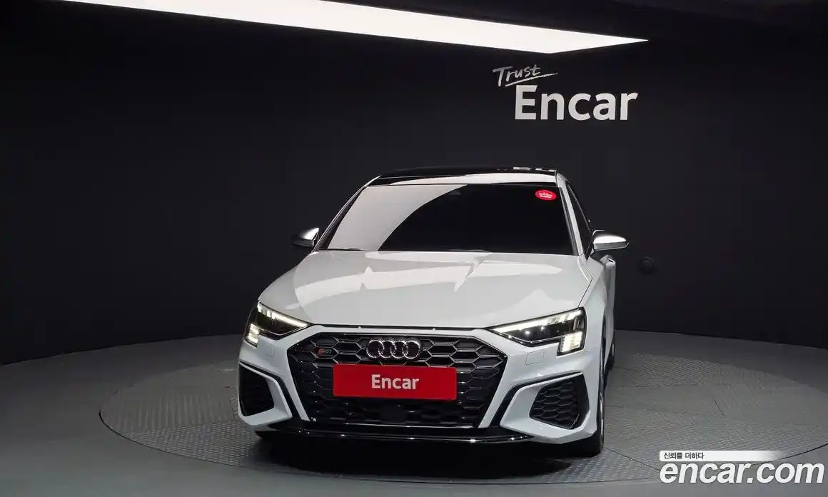Audi S3 2023 2.0 гидро в Москве № 154845, фото 3