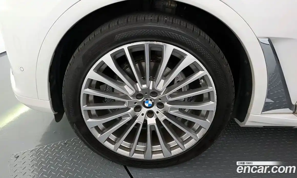 BMW X7 2021 3.0 гидро в Москве № 157866, фото 5