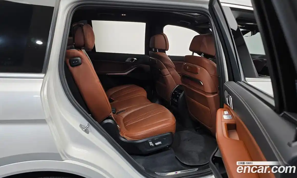 BMW X7 2023 3.0 гидро в Москве № 157897, фото 12