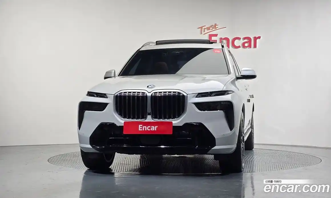 BMW X7 2023 3.0 гидро в Москве № 157897, фото 3