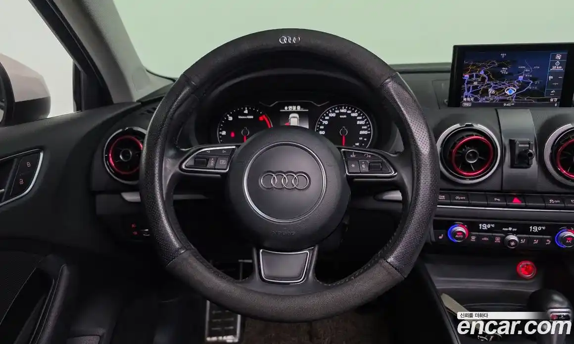 Audi A3 2015 2.0 гидро в Москве № 158013, фото 13