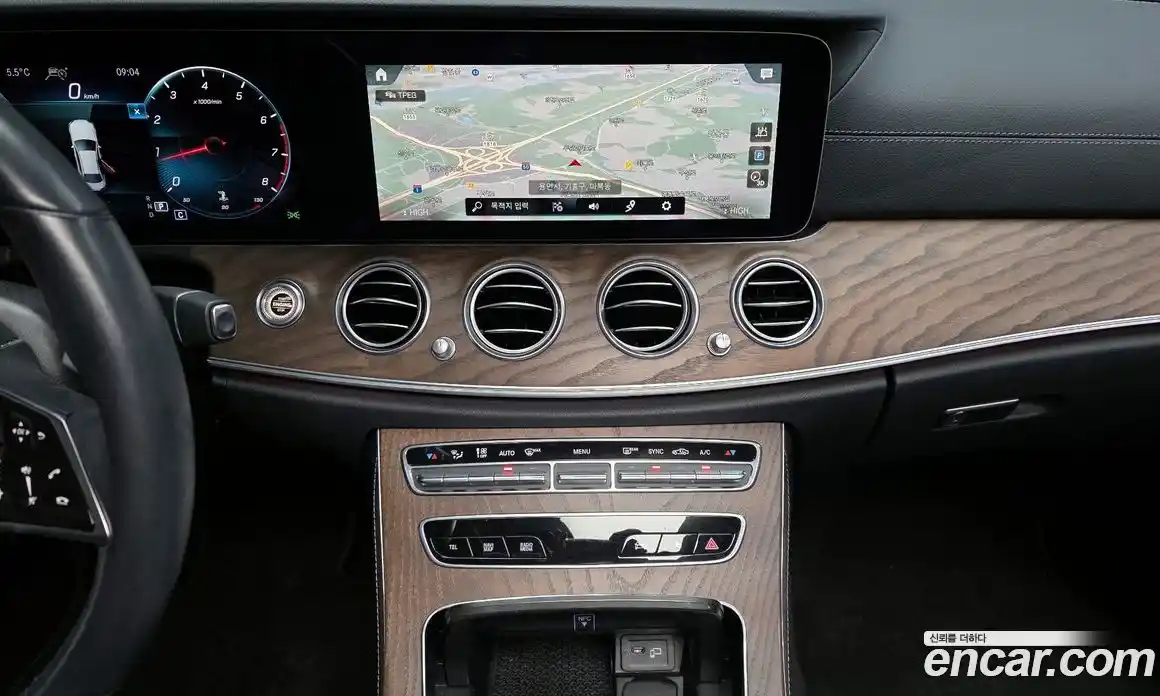 Mercedes-Benz E-Class 2022 2.0 гидро в Москве, фото 15