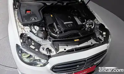 Mercedes-Benz E-Class 2022 2.0 гидро в Москве, миниатюра 6