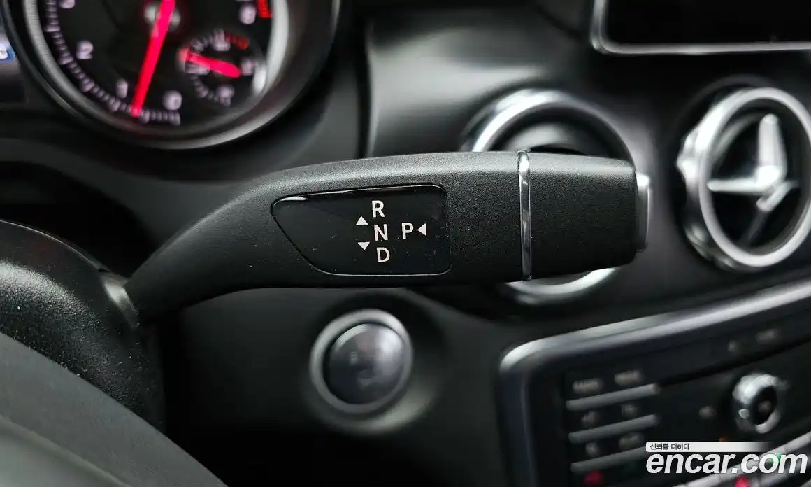 Mercedes-Benz GLA-Class 2018 2.0 гидро в Москве № 161563, фото 9