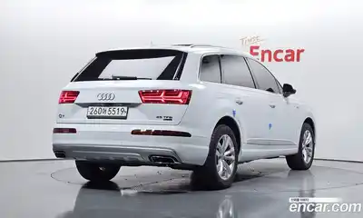 Audi Q7 2019 2.0 гидро в Москве № 163147, миниатюра 2