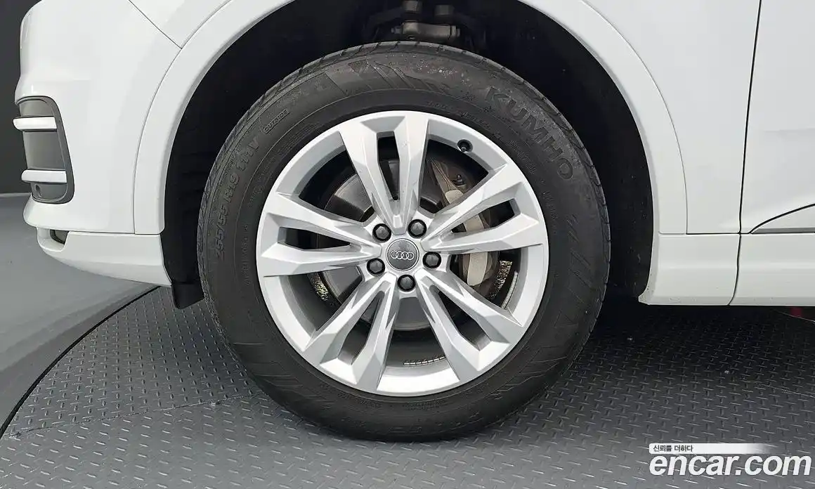 Audi Q7 2019 2.0 гидро в Москве № 163147, фото 5