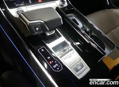 Audi A8 2022 3.0 гидро в Москве № 163932, миниатюра 9