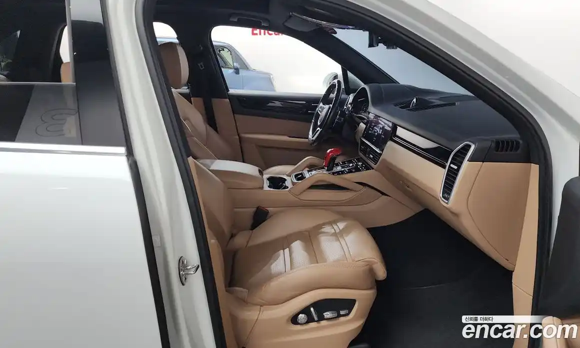 Porsche Cayenne 2020 3.0 гидро в Москве № 165578, фото 11