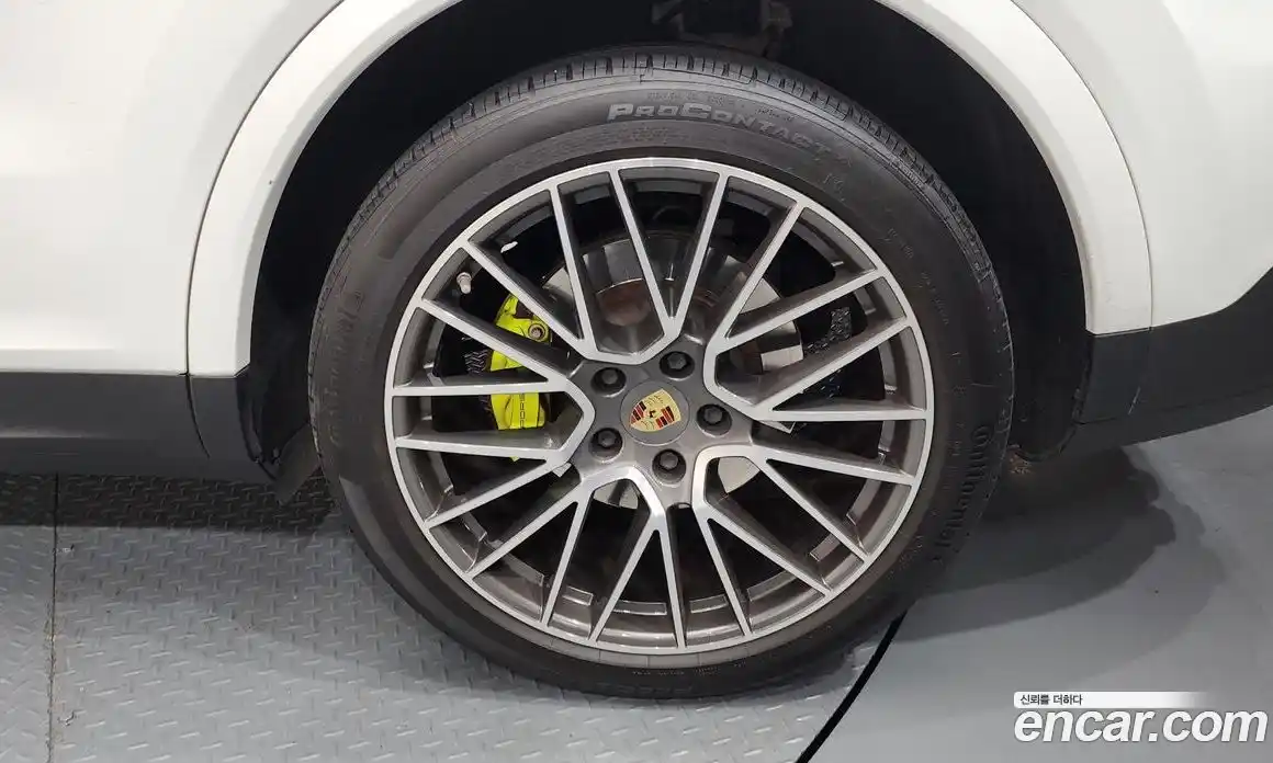 Porsche Cayenne 2020 3.0 гидро в Москве № 165578, фото 5