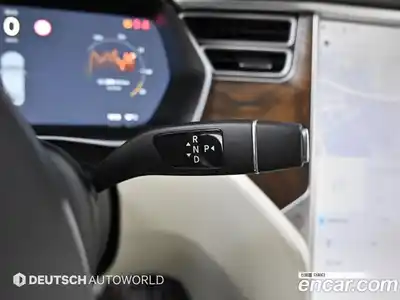 Tesla Model S 2017 гидро в Москве № 167928, миниатюра 9