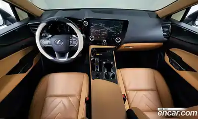 Lexus NX 2024 2.5 гидро в Москве № 167973, миниатюра 7