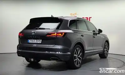 Volkswagen Touareg 2020 3.0 гидро в Москве № 169070, миниатюра 2