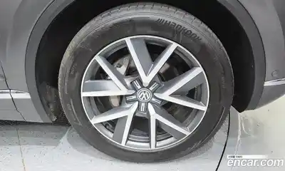 Volkswagen Touareg 2020 3.0 гидро в Москве № 169070, миниатюра 5