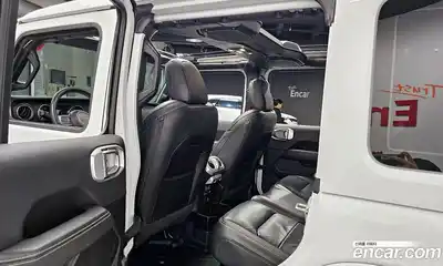 Jeep Wrangler 2023 2.0 гидро в Москве № 169394, миниатюра 11