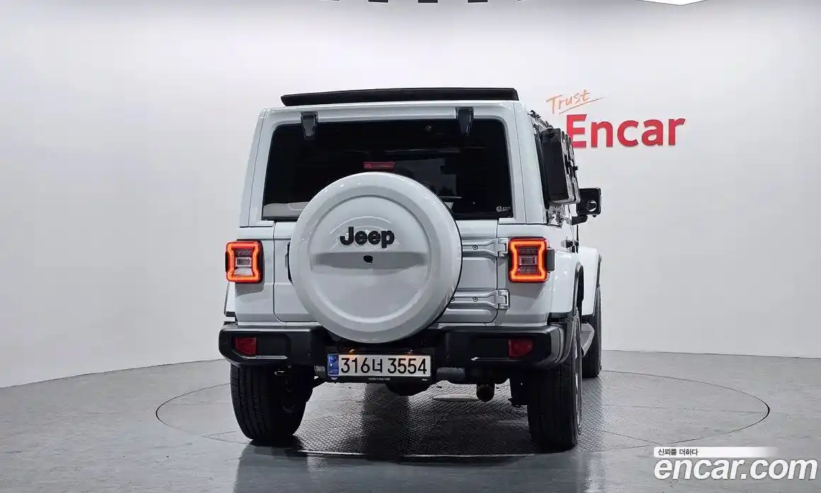 Jeep Wrangler 2023 2.0 гидро в Москве № 169394, фото 4