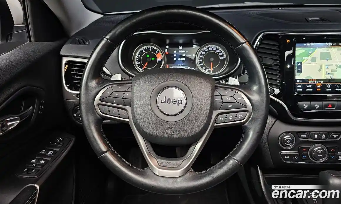 Jeep Cherokee 2020 2.4 гидро в Москве № 169533, фото 13