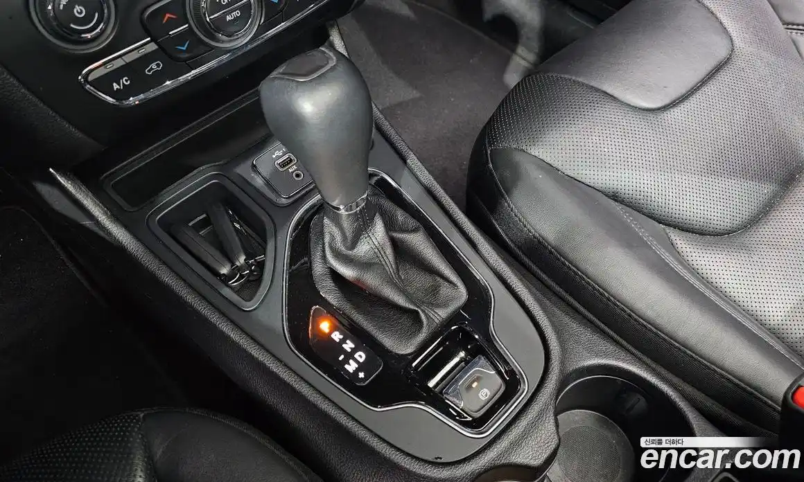 Jeep Cherokee 2020 2.4 гидро в Москве № 169533, фото 9