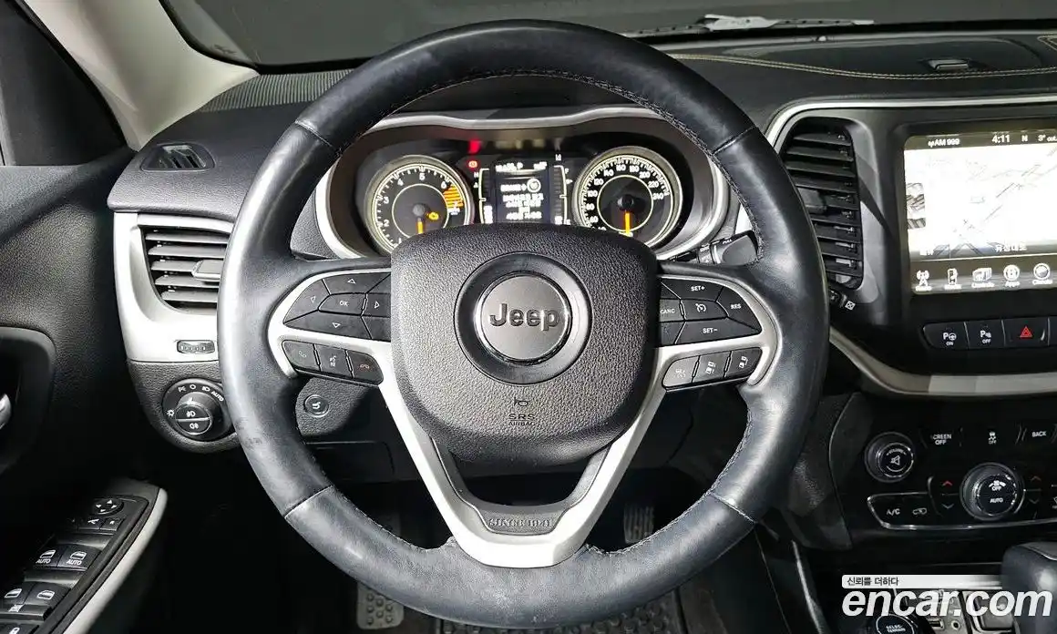 Jeep Cherokee 2018 2.4 гидро в Москве № 169908, фото 16