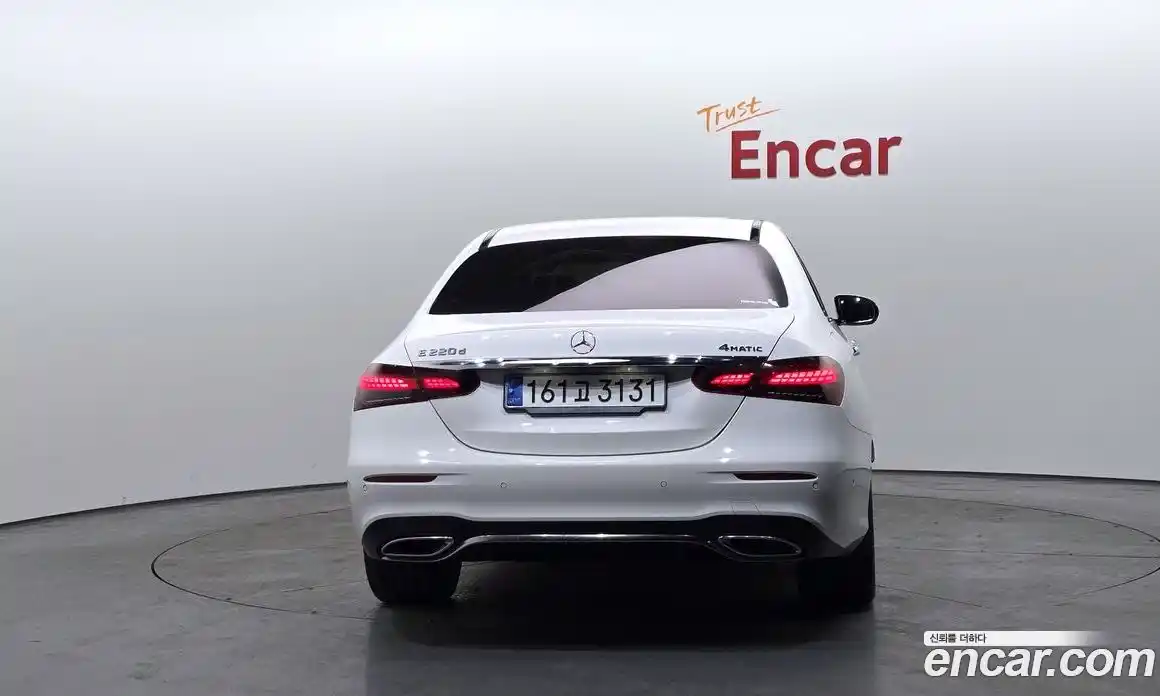 Mercedes-Benz E-Class 2023 1.9 гидро в Москве № 174503, фото 4