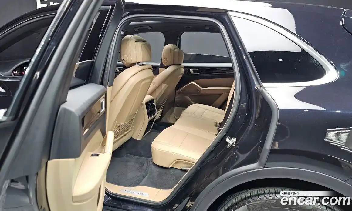 Porsche Cayenne 2019 3.0 гидро в Москве № 182733, фото 12
