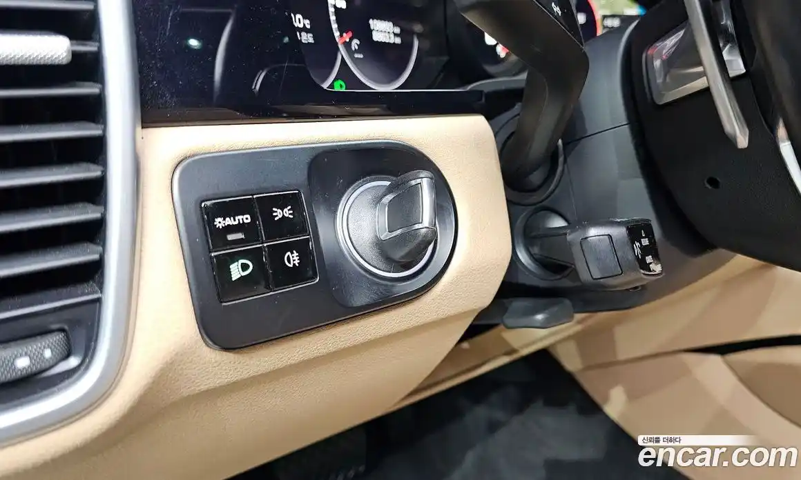 Porsche Cayenne 2019 3.0 гидро в Москве № 182733, фото 18