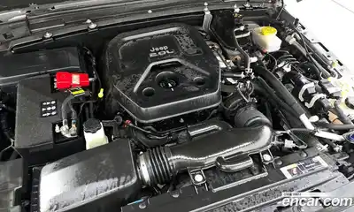 Jeep Wrangler 2021 2.0 гидро в Москве № 183357, миниатюра 6