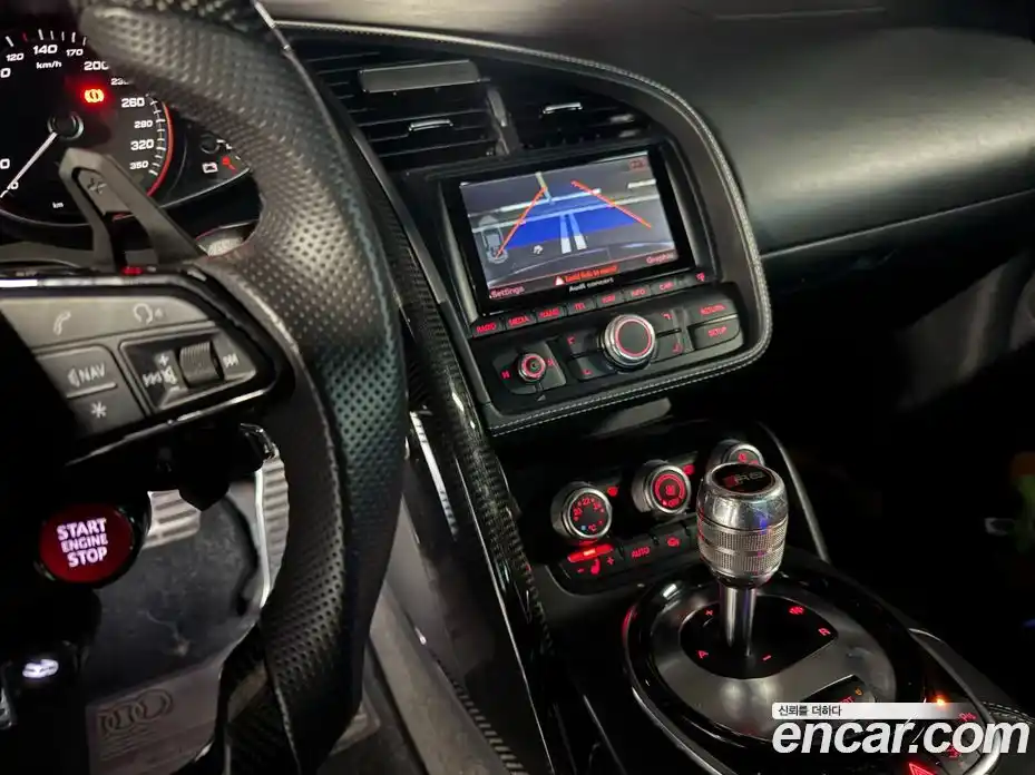 Audi R8 2014 5.2 гидро в Москве № 184548, фото 8