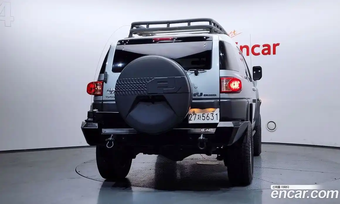 Toyota FJ Cruiser 2010 4.0 гидро в Москве № 191101, фото 4