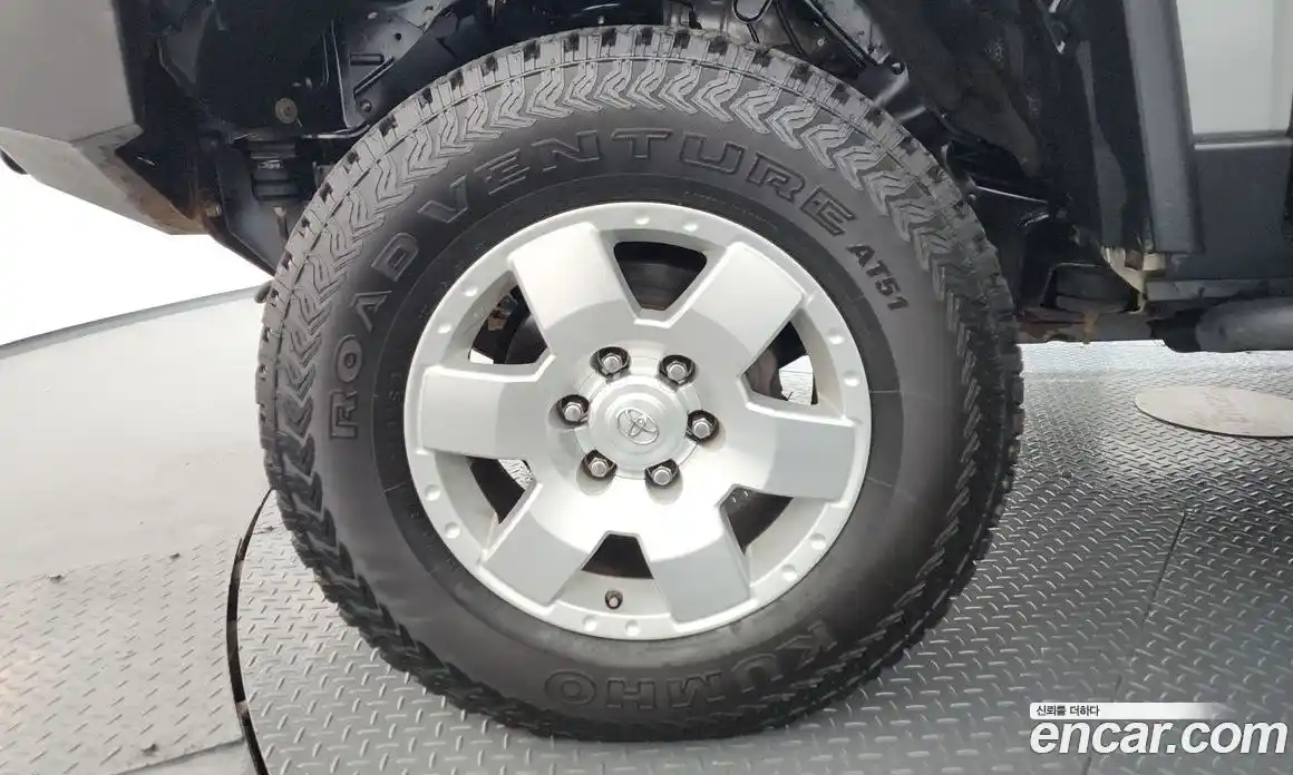 Toyota FJ Cruiser 2010 4.0 гидро в Москве № 191101, фото 5