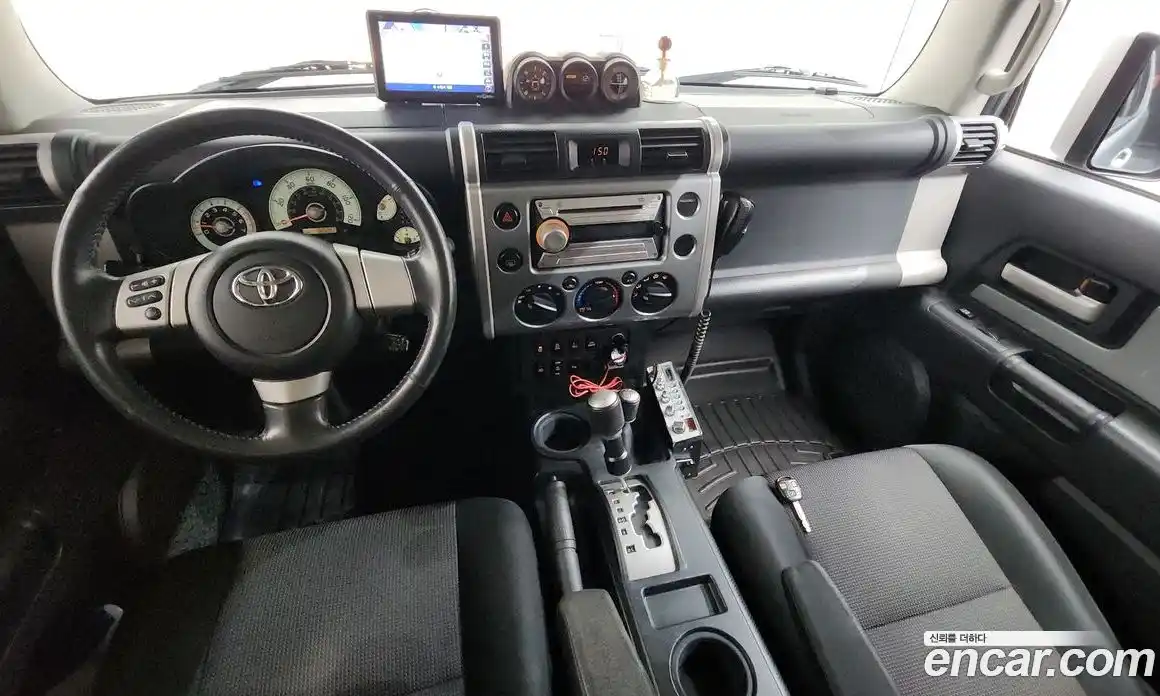Toyota FJ Cruiser 2010 4.0 гидро в Москве № 191101, фото 7