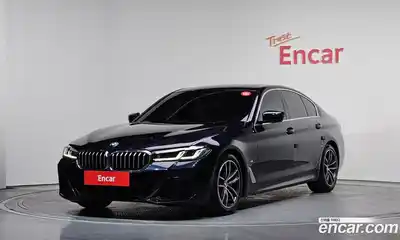 BMW 5-Series, 2022