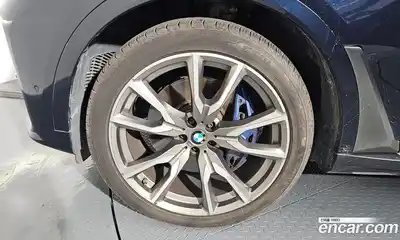 BMW X7 2021 4.4 гидро в Москве № 192670, миниатюра 5