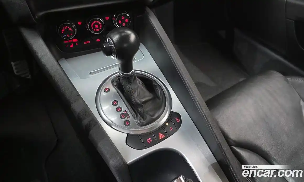 Audi TT 2008 2.0 гидро в Москве № 193426, фото 9