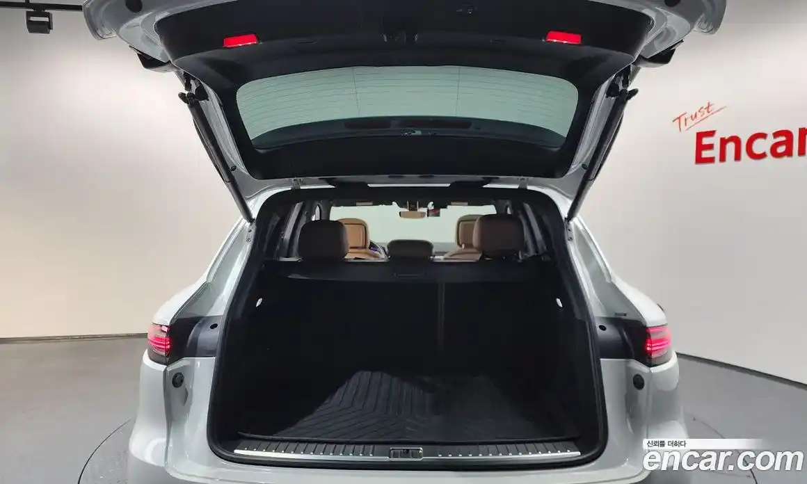 Porsche Cayenne 2019 3.0 гидро в Москве № 197349, фото 18