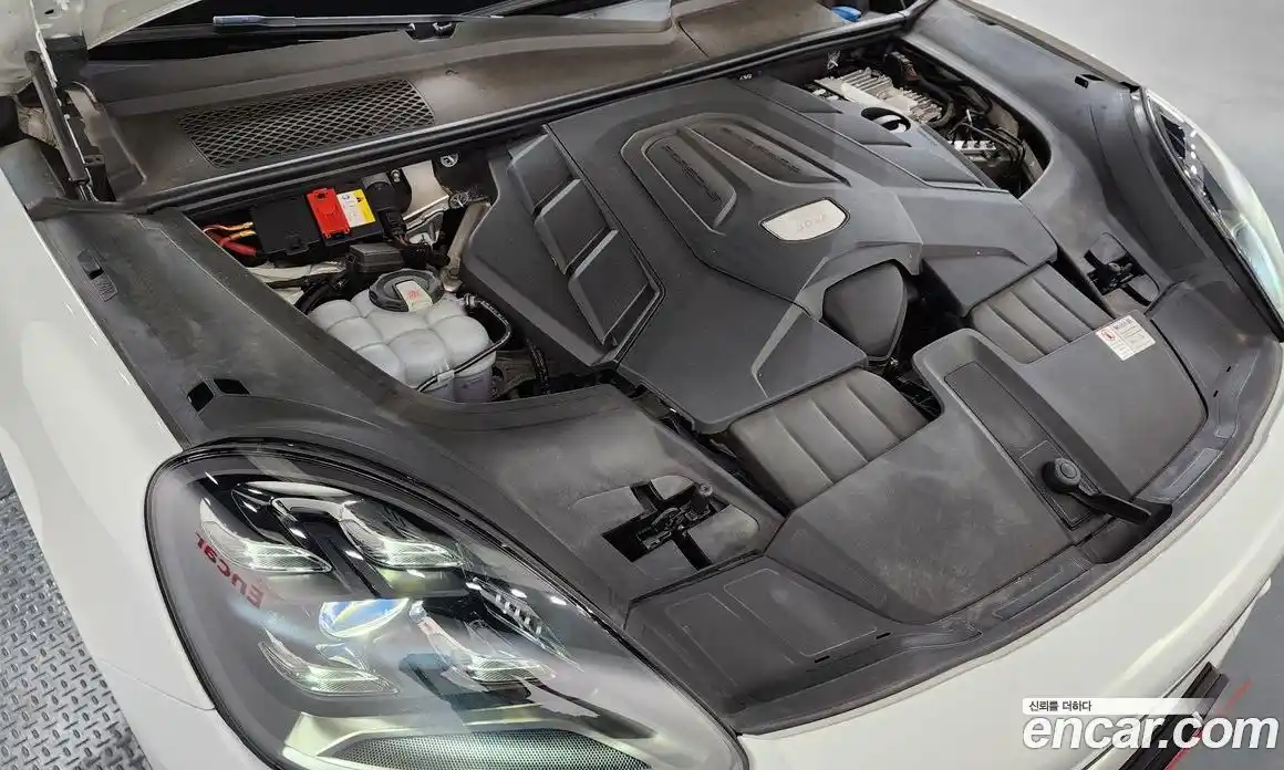 Porsche Cayenne 2019 3.0 гидро в Москве № 197349, фото 6