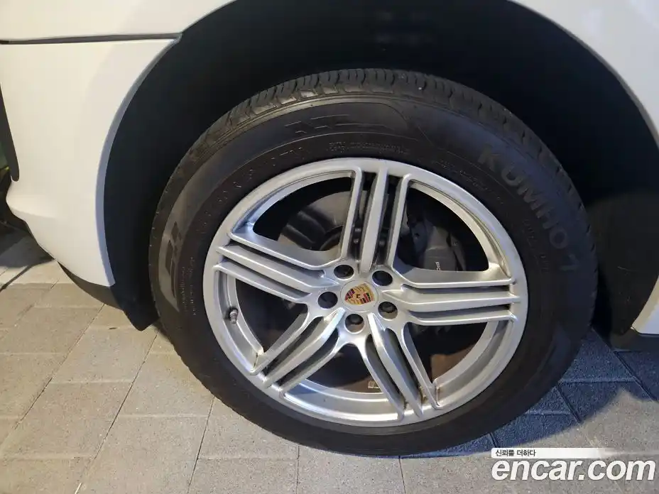 Porsche Macan 2019 2.0 гидро в Москве № 197935, фото 11
