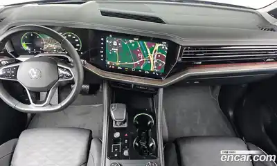 Volkswagen Touareg 2024 3.0 гидро в Москве № 199008, миниатюра 7