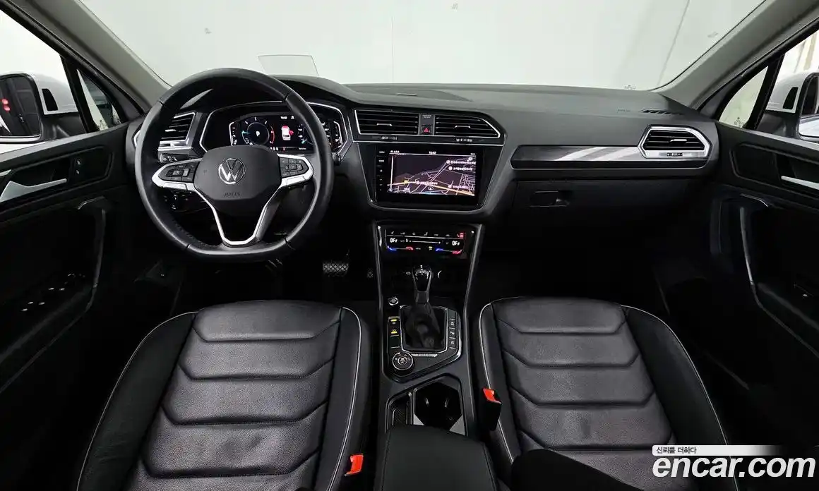 Volkswagen Tiguan 2023 2.0 гидро в Москве № 199030, фото 7