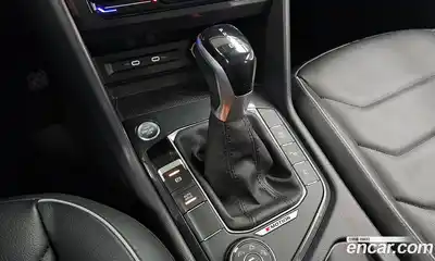Volkswagen Tiguan 2023 2.0 гидро в Москве № 199030, миниатюра 9